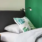 Magic Forest - Peaceful, Comfortable & Bright