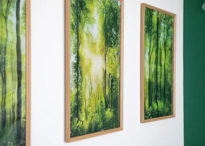 Magic Forest - Peaceful, Comfortable & Bright