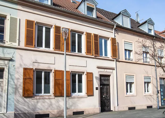Magic Forest - Peaceful, Comfortable & Bright Apartment